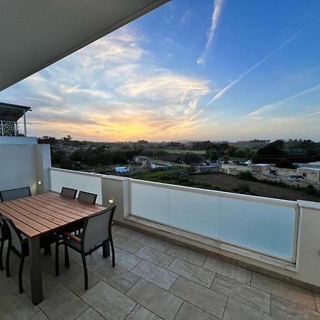 Carousel Apartments Qrendi Eksteriør bilde