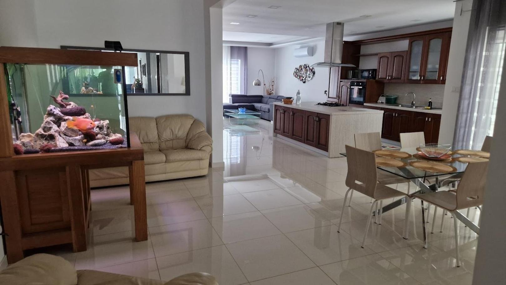 Carousel Apartments Qrendi Eksteriør bilde
